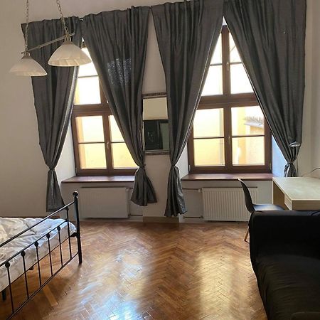 Main Square 18 King Apartament クラクフ エクステリア 写真